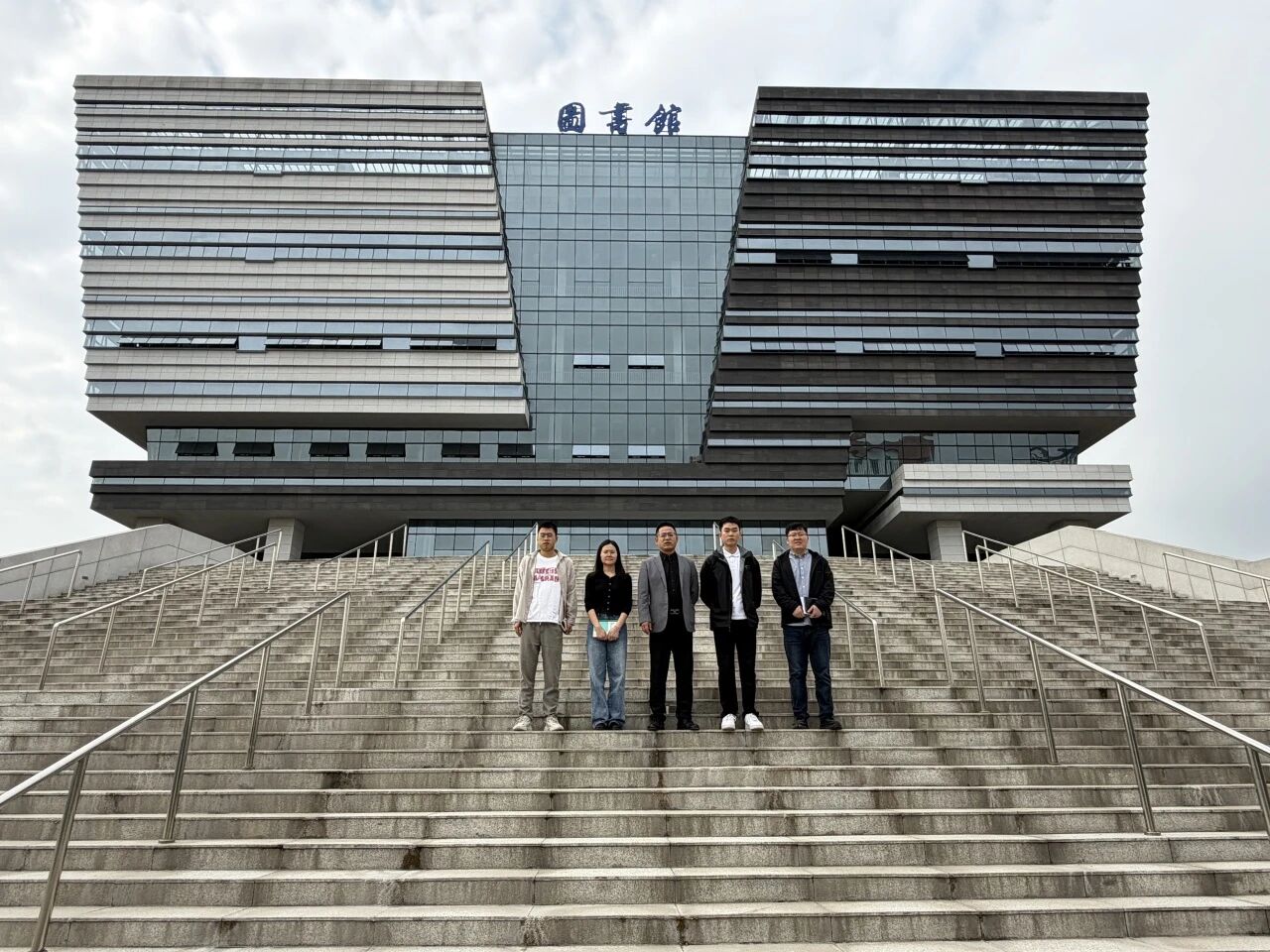 合作突破！智砼智慧城市赴四川建院對接，“新鏈計劃”產(chǎn)學研用閉環(huán)再進階